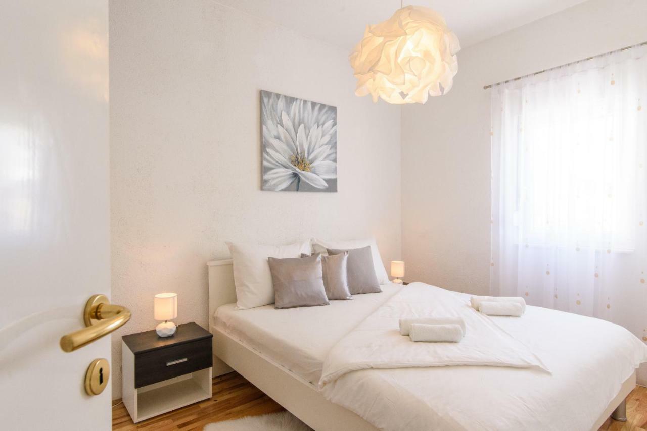 Apartmani Ville Vengo Trogir Dış mekan fotoğraf